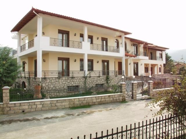 Hotel Archontiko Dimitra Vergina Exteriör bild
